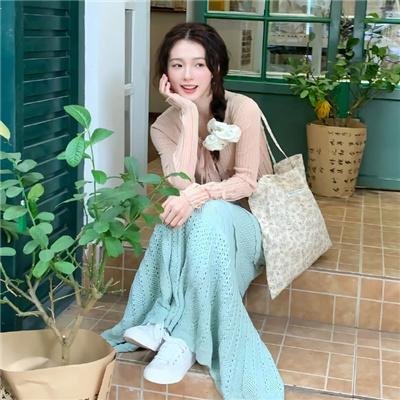 房东妹子青春期！